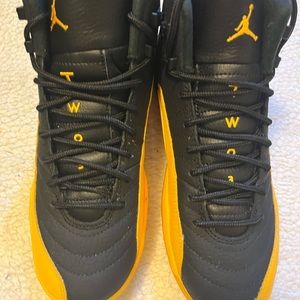 Jordan 12 retro Black Gold University